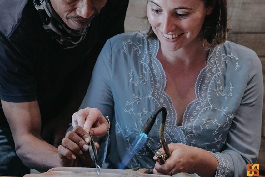 Jewelry Making Class at Sunsri House of Jewelry