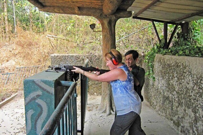 Ho Chi Minh City and Cu Chi Tunnels Private Tour 1 Day