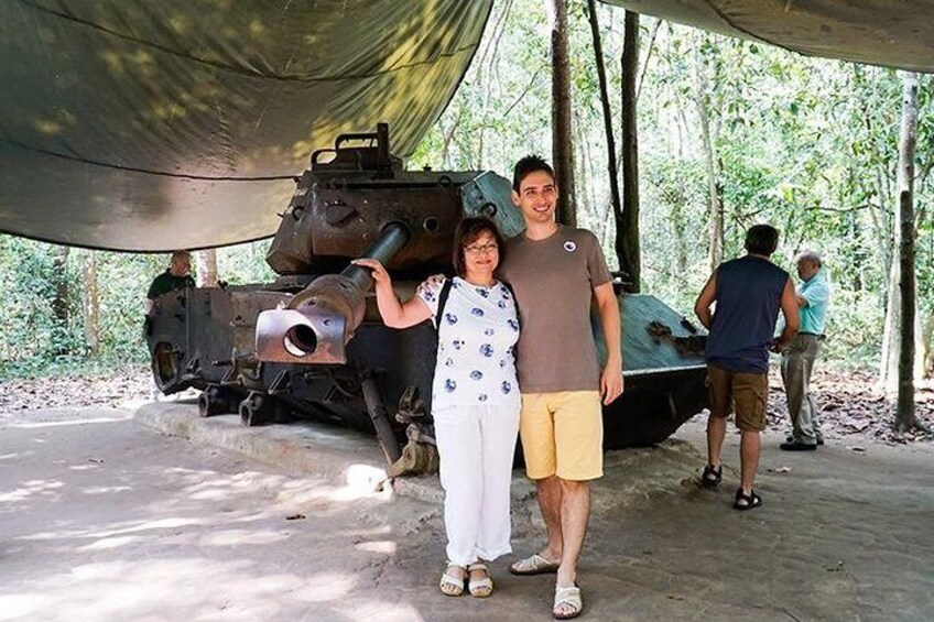 Ho Chi Minh City and Cu Chi Tunnels Private Tour 1 Day