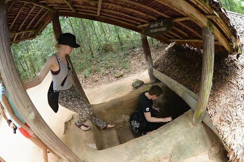 Ho Chi Minh City and Cu Chi Tunnels Private Tour 1 Day