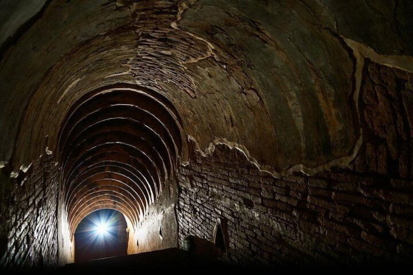 Inside the maze of tunnels in Cu Chi