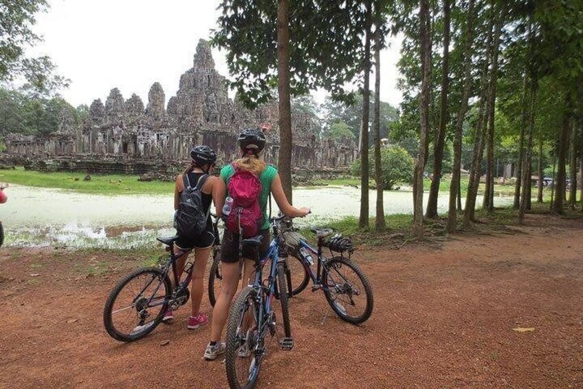 Angkor Region & Rainforest Bike Tour