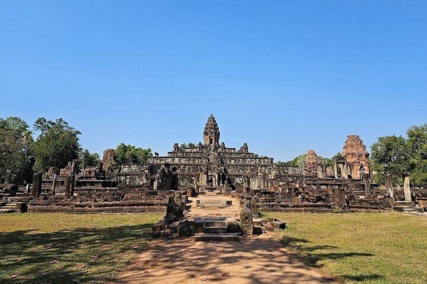 East Corner of Siem Reap - Roluos Group & Countryside