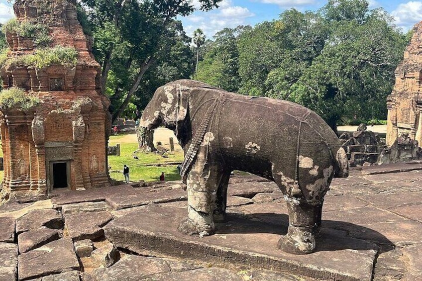 East Corner of Siem Reap - Roluos Group & Countryside