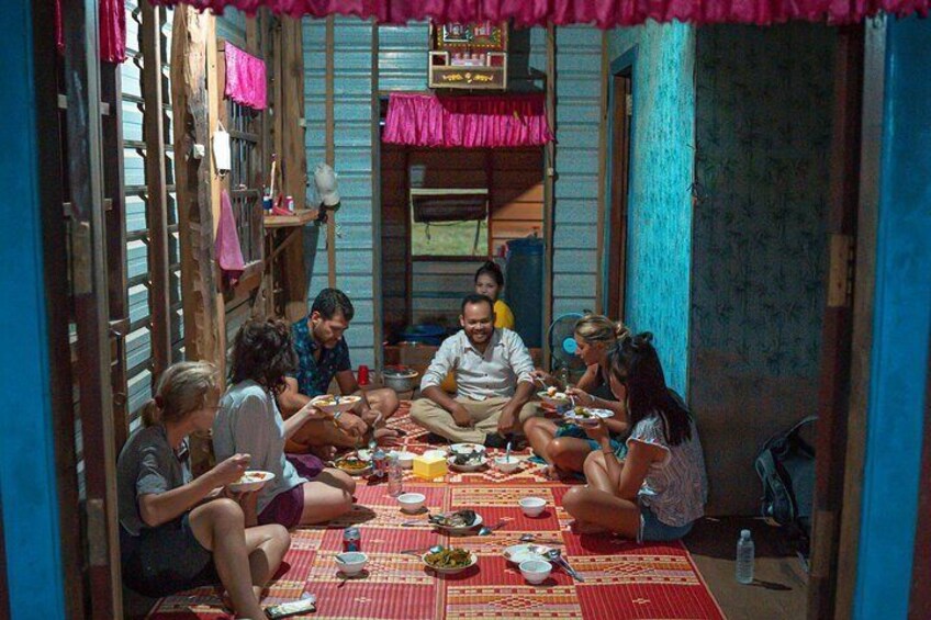 Old Siem Reap Sunset Food Tour by Tuk-tuk