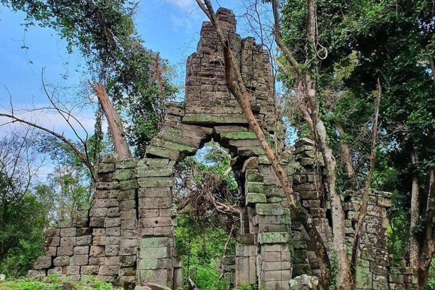 Private Tour to Banteay Chhmar Temple
