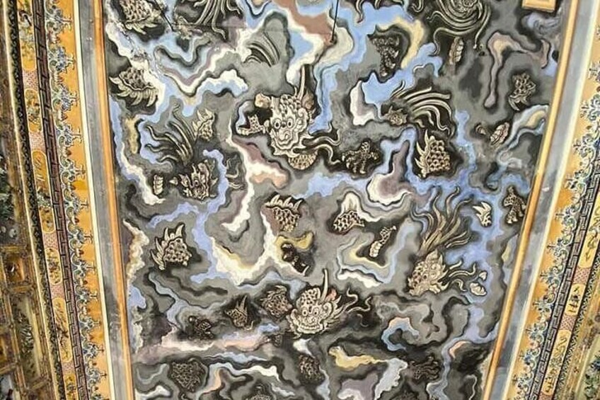 HUE Imperial Palace,Royal King Tomb,Perfume River via HAI VAN PASS,Lang Co Beach