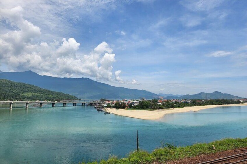 Guided FulldayTour to Visit Hue Imperial Palace, Royal King Tomb & Perfume River