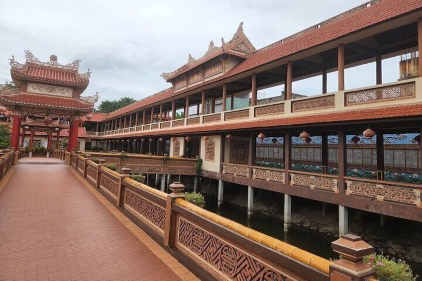 Da Nang Buddist Pagoda Tour - Half Day Private Guided Tour