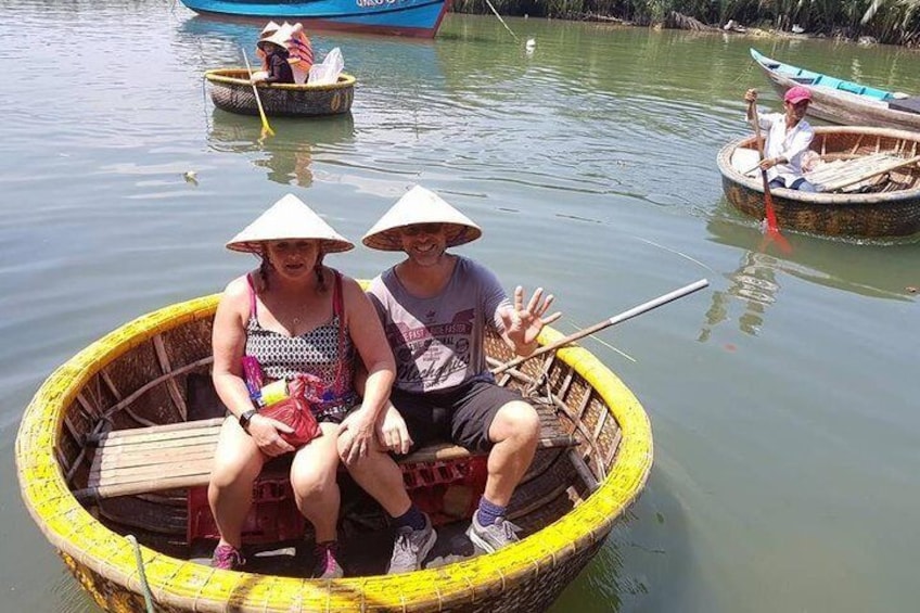 bamboo basket Boat rowing
