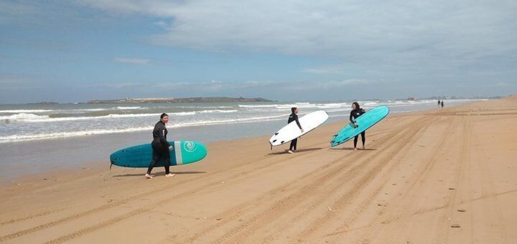 Surf day trip in uncrowded spots