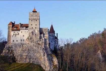 Day Tour to Bran Castle(Dracula's Castle) and Râșnov Fortress