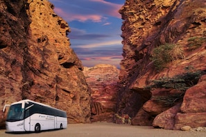 Round Trip Shuttle Bus To Petra from Tel Aviv and Jerusalem