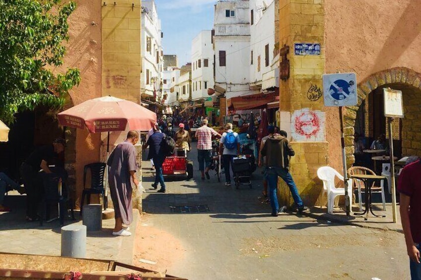  Discovering Life & Walk Inside Old Medina 