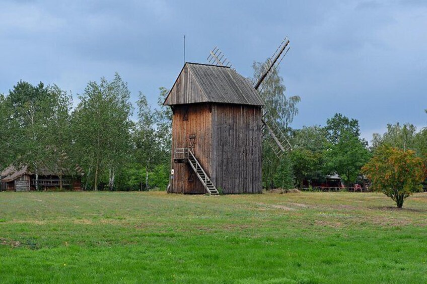 Private Day Trip From Warsaw: Łowicz Mazovian Countryside