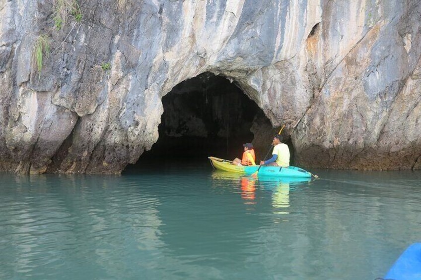 Talabeng Sea Cave
