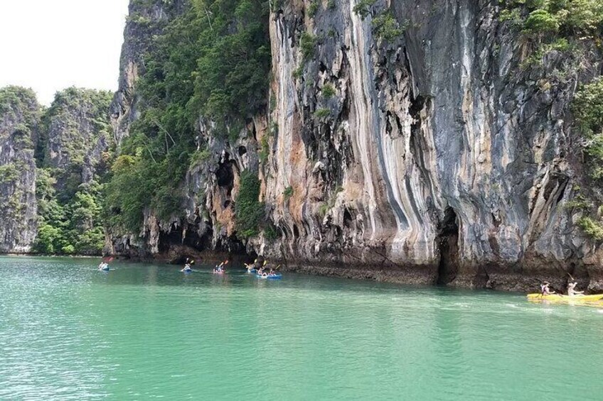 Koh Lanta half day Kayaking (Talabeng Sea Cave)