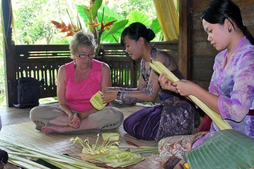 Balinese Cooking class with traditional morning market visit