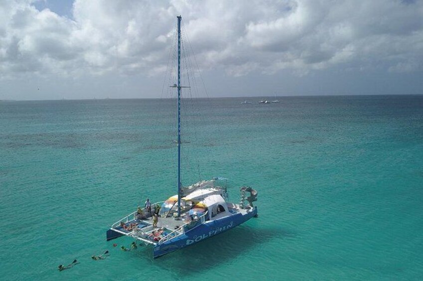 catamarans in aruba