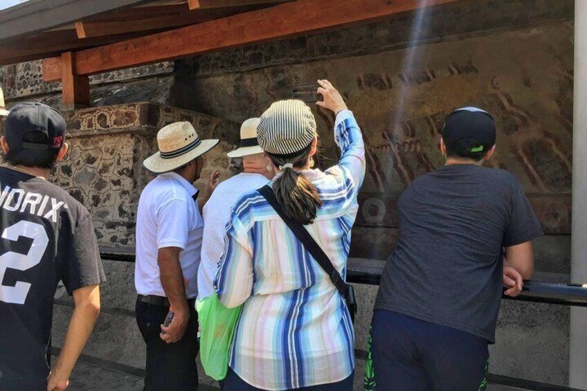 TEOTIHUACAN with a certified local guide