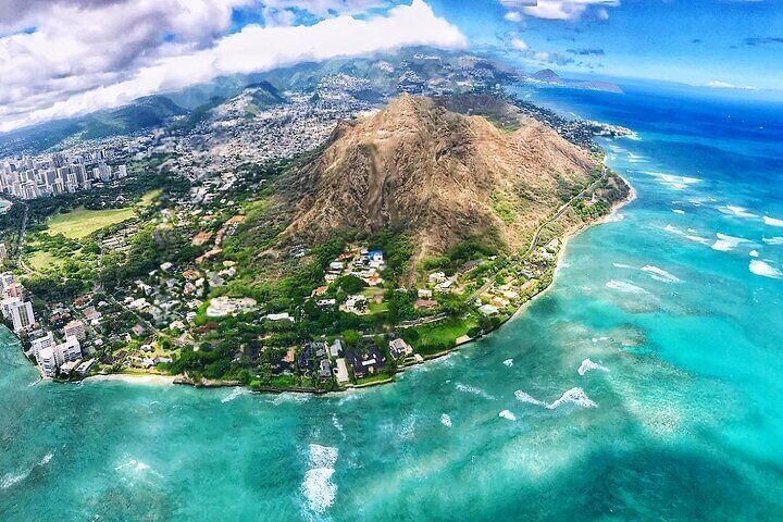 Diamond Head, Photo by @shewaswonderjunkie 