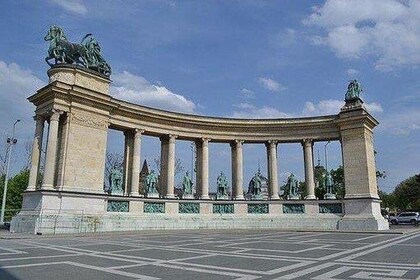 Private Budapest Half Day City Tour