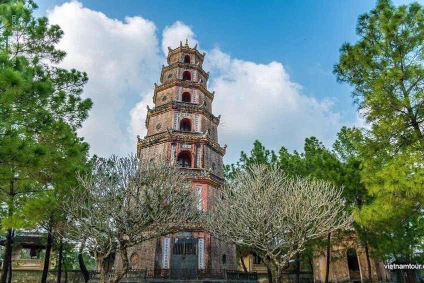 Private Day Tour to Hue From Hoi An- Da Nang