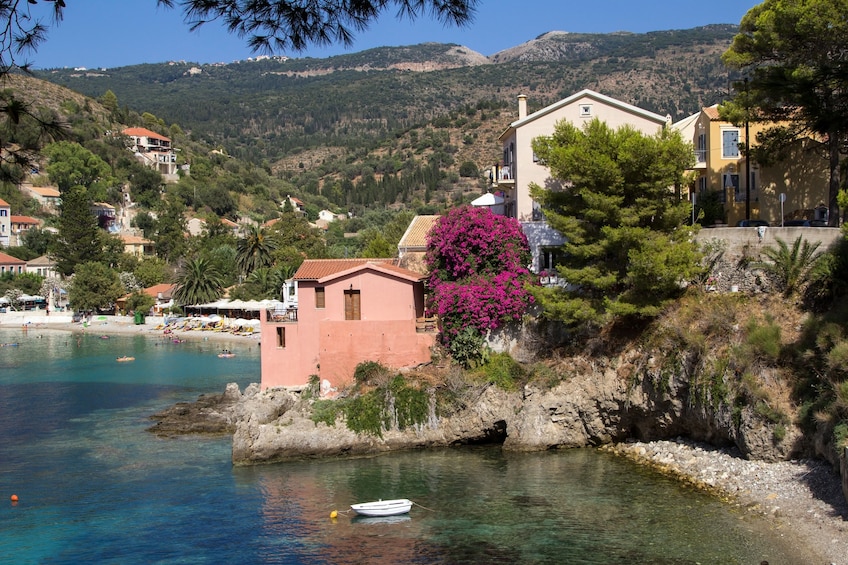 Tales of Kefalonia: Castles, Villages, and Gastronomic Traditions