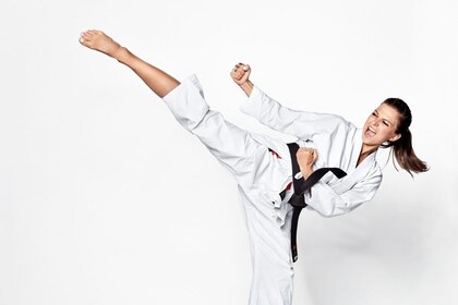 Typisk koreansk karatelektion hos Huk Tti Nederland