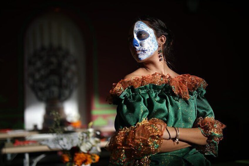 Xcaret Plus Ecoarchaeological Tour & Death and Live Festival