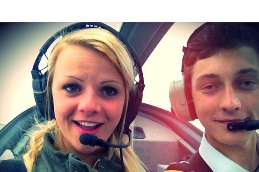 Show item 4 of 9. Introductory Flight Lesson
