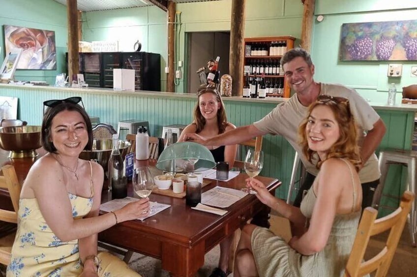 visit owners of Small micro boutique vineyards 
