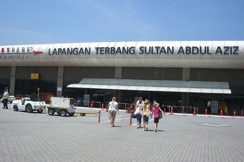 Private Transfer  Sultan Abdul Aziz Shah Airport (Subang) to Kuala