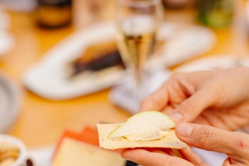 Chauffeured Cheese and Wine Tour with 3 Course Lunch - For 2