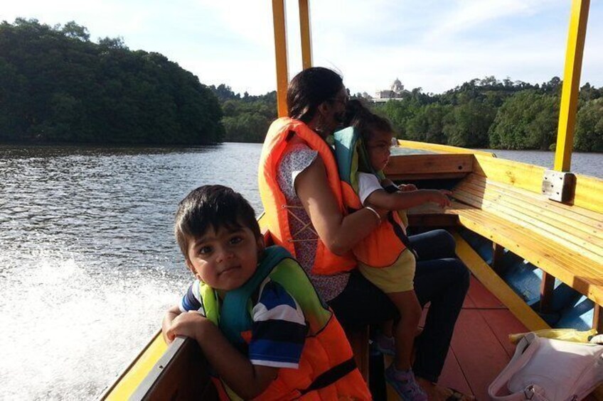 Show item 4 of 11. Brunei Fullday with Kampong Ayer & Mangrove Tour