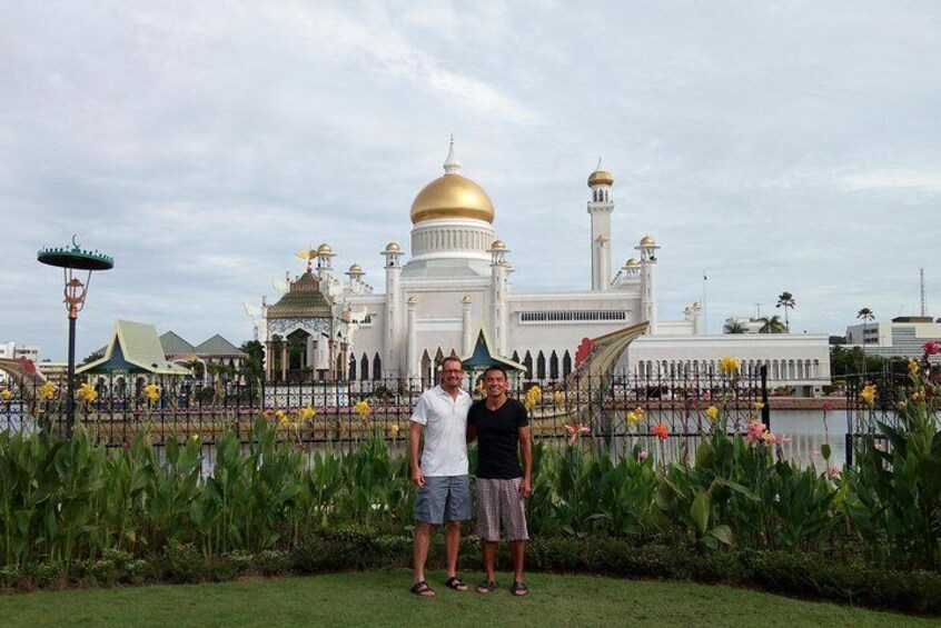 Bandar Highlight & Kampong Ayer Tour