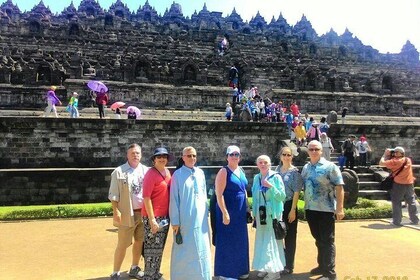 Borobudur Private Excursion From Semarang (Upper level access)