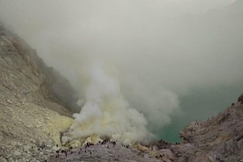 Mt Ijen Sulphur 
