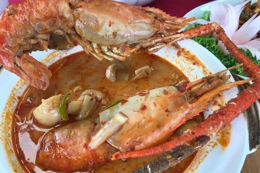 Yummy curry big head prawn @George Town Tek Sen Restaurant
