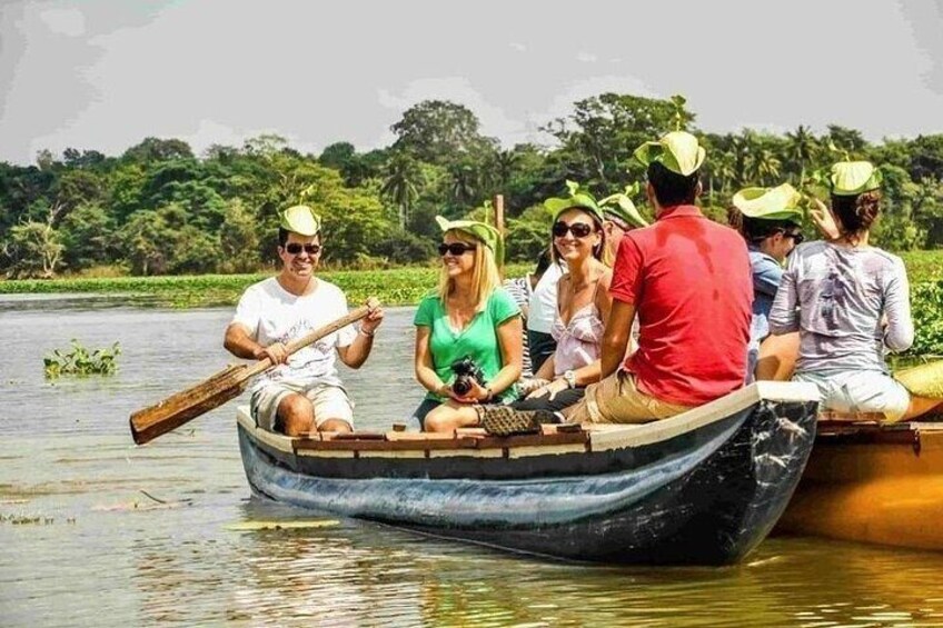 Boat or canoe ride in Sigiriya.