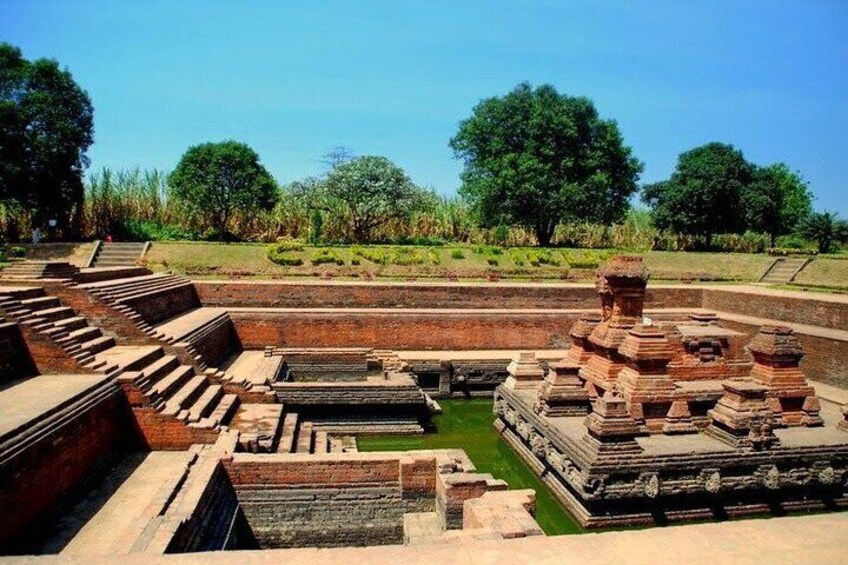 Trowulan Tour Ruin of Majapahit from Surabaya Port/Hotel