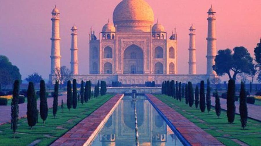 Taj sunrise