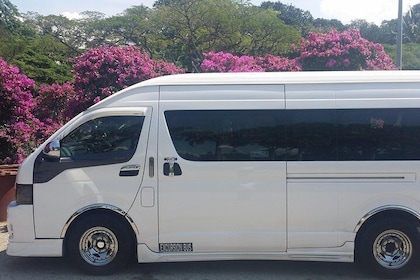 13 Seater Minibus Airport / City Transfer in Singapore