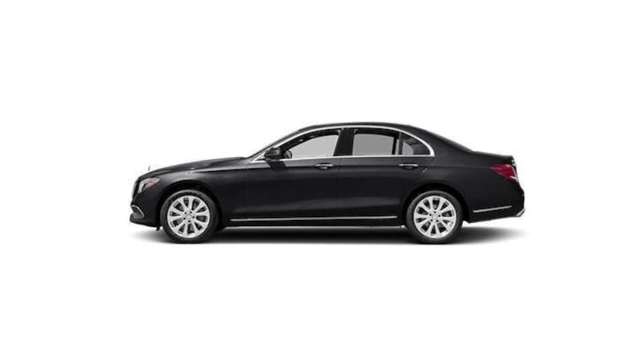 Private Singapore Departure in Sedan from Hotel to Changi Airport