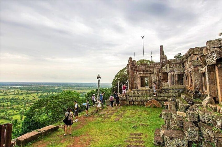 Phnom Chisor & Tonle Bati Private Tours from Phnom Penh