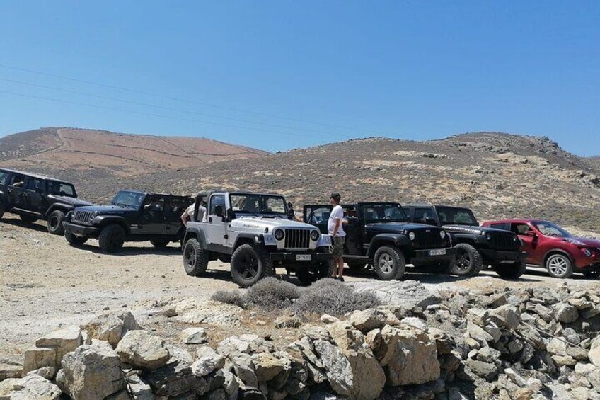 Jeep Convoy
