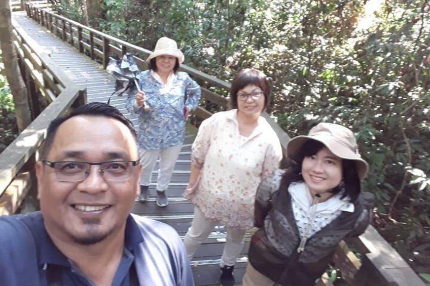 Full-Day Sepilok Orangutan and Sandakan City Trail from Kota Kinabalu