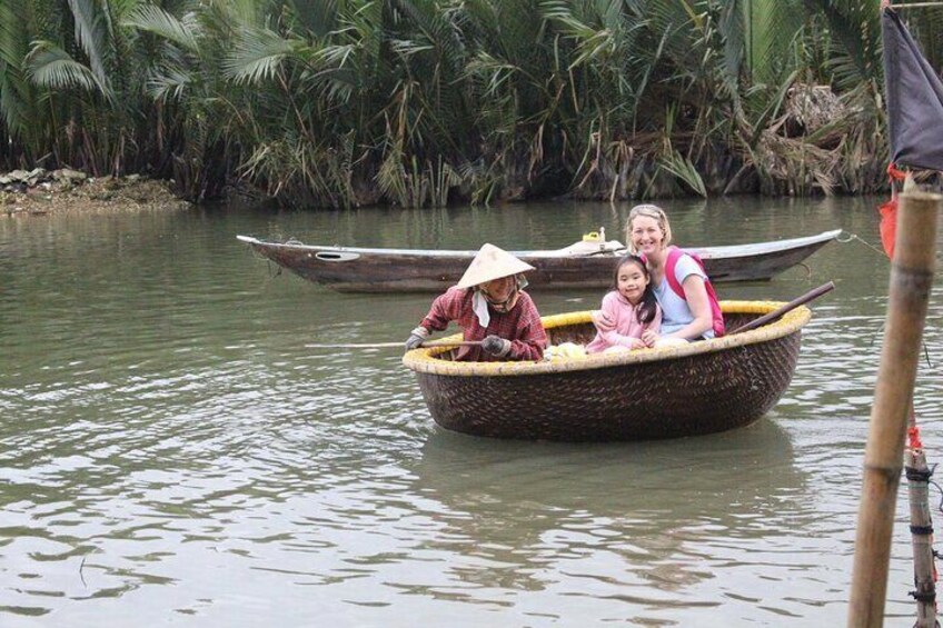 Hoi An Eco Tour & Cooking Class ( local market ,basket boat ,fishing,cooking )