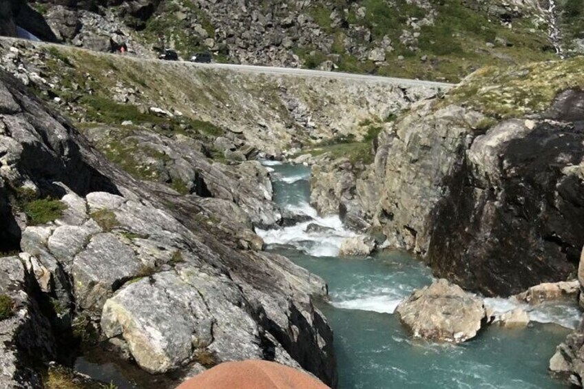 Private shore excursions Ålesund Trollstigen-Trollroad in small (5-8)groups