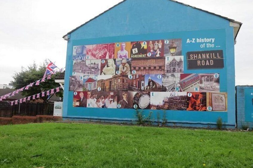 Private Belfast Exploration Sightseeing and Political Murals Tour